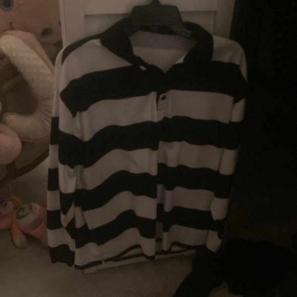 Medium shirt black and white striped emo - Picture 1 of 1